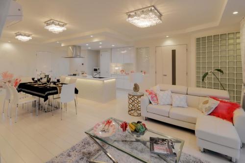 Furniture-Import19-04-28_065