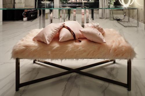 Furniture-Import19-08-01_043-1